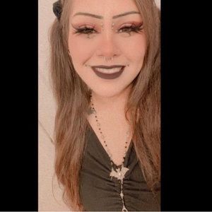 Meet your Posher, Diana